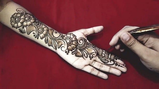 92 Party-style-Arabic-Henna-designs