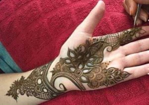 mehndi designs 2021 simple
