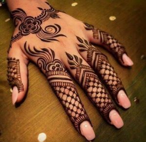 mehndi designs 2021 simple